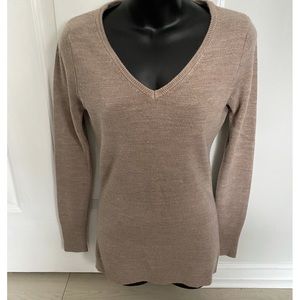 New York & Company Beige Sweater Size extra small